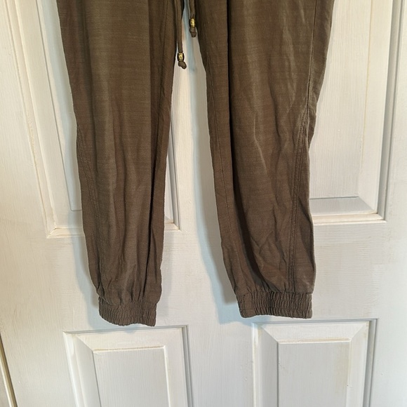 Democracy Size XS Green Pull on pant - Picture 2 of 5